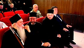 Svečanom akademijom u prisustvu građana i brojnih delegacija, obeležen je Dan opštine. Svečanosti su prisustvovale i delegacije probatimskih opština Sveti Nikola iz Severne Makedonije i Puconci iz SlovenijeSvečanost je započela izvođenjem himne Bože pravde u interpretaciji muškog hora iz Niša.– Opština Ćićevac je opština bogate tradicije i viševekovne istorije počev od srednjovekovnog srca države – kule Todora od Stalaća, do modernih i železničkih i putnih koridora. Geografski položaj nam daje novu perspektivu budućeg razvoja – predsednik Skupštine opštine Ćićevac Miloš Radosavljević.U nastavku programa prikazan je film o postignućima opštine Ćićevac u kojem su prikazani najvažniji realizovani projekti i ulaganja u infrastrukturu, obrazovanje, kulturu i druge oblasti.Predsednica opštine dr Mirjana Krkić govorila je o rezultatima ostvarenim u prethodnom periodu i planovima za dalji razvoj opštine:– Sve što smo uradili i što ćemo uraditi ostaje na ponos našim potomcima, a u slavu našim precima. Kapitalni projekti kao što su izgradnja vrtića, kanalizacije, rekonstrukcija škola, sportskih terena, gasifikacija opštine je nešto što je obeležilo prethodni period. Jedna smo od prvih opština koja je sprovela sve procedure, obezbedila sredstva u budžetu i isplatila davanja u okviru programa „Roditelj negovatelj“.U okviru programa uručena su priznanja i nagrade pojedincima i kolektivima koji su dali poseban doprinos razvoju opštine Ćićevac i afirmaciji lokalne zajednice.Svečanoj akademiji prisustvovao je Mitropolit David i brojni zvaničnici predstavnici institucija privrede, kulturnog i društvenog života.